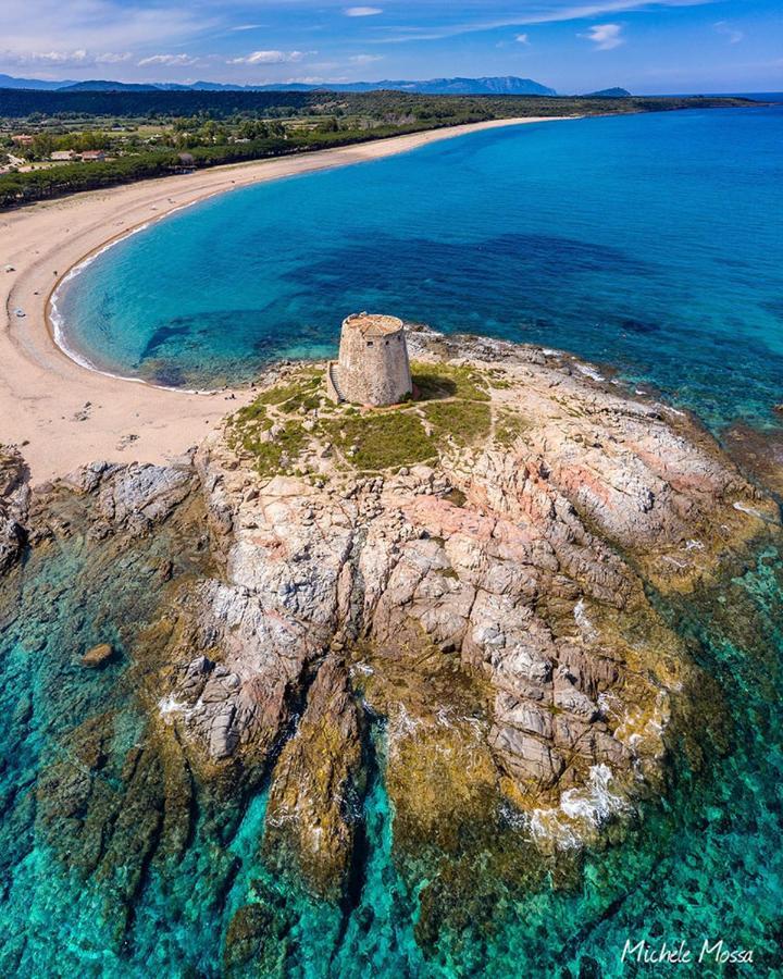 Апартаменти Naked House Sardinia Барі-Сардо Екстер'єр фото